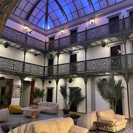 Hotel Tierra Marina Centro Historico Масатлан Экстерьер фото