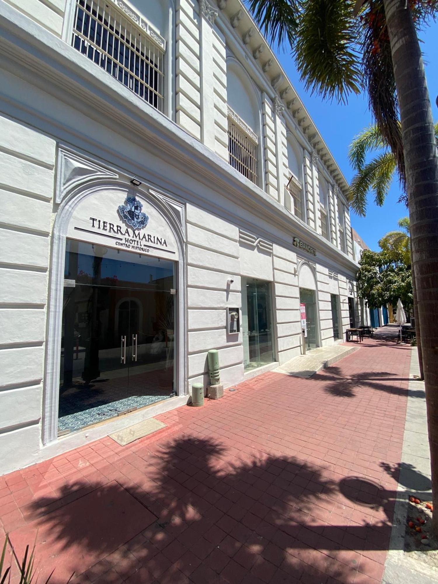 Hotel Tierra Marina Centro Historico Масатлан Экстерьер фото